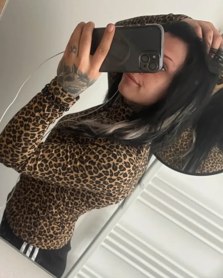 Pia, 20